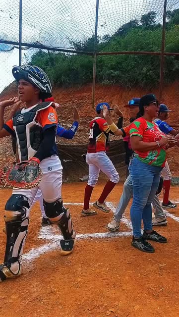 Criollitos La Guaira in action